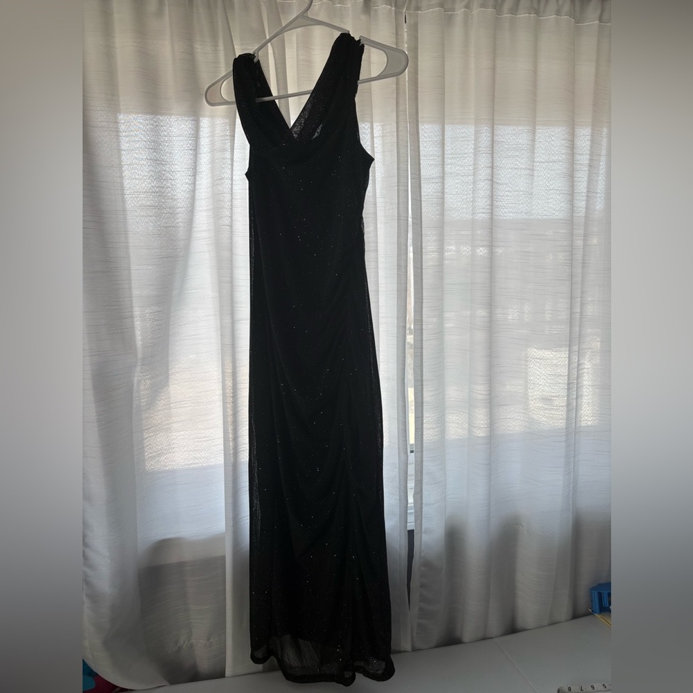 Elegant Black Sleeveless Maxi‎ Dress